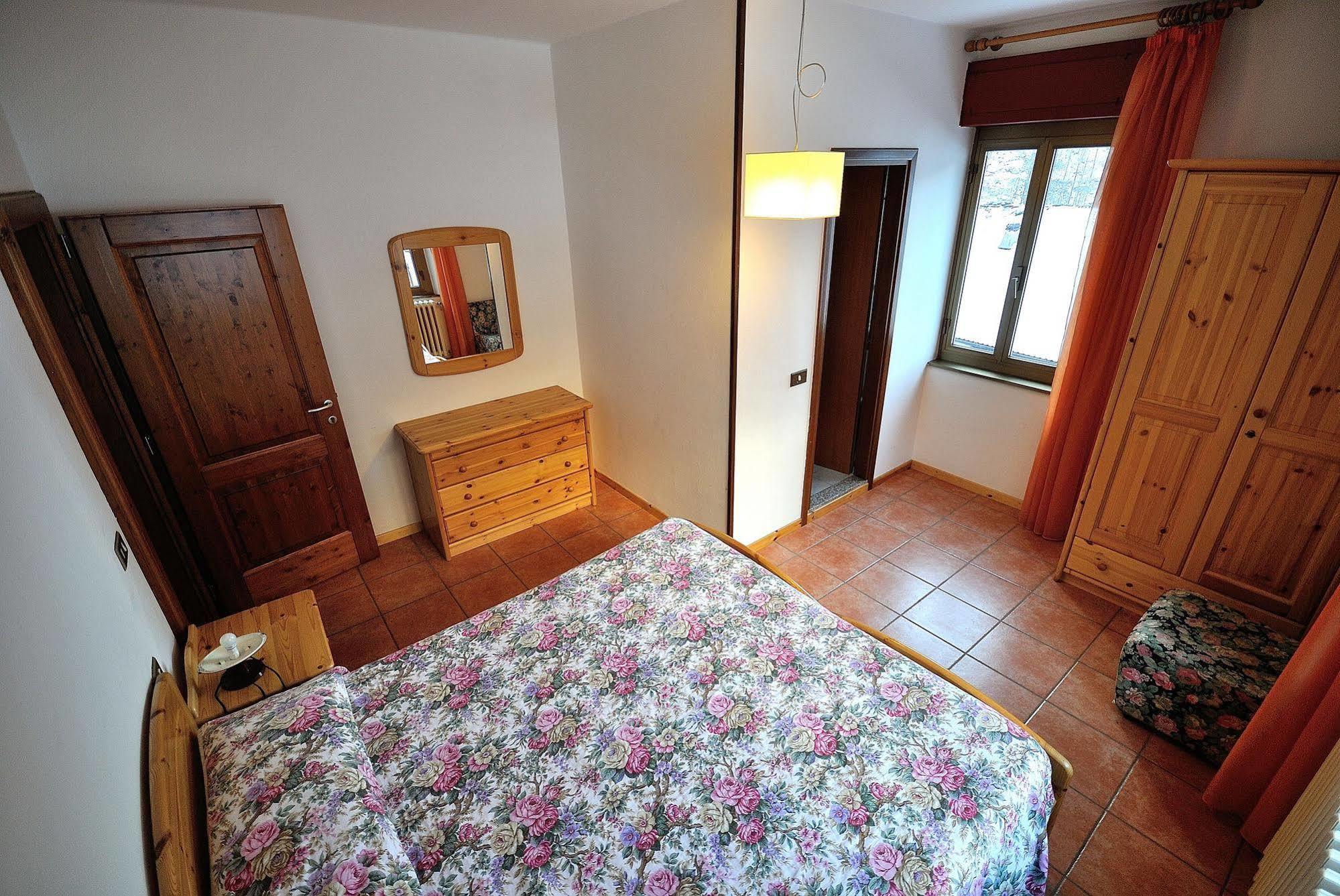 Albergo Morandi ヴァルボンディオーネ エクステリア 写真